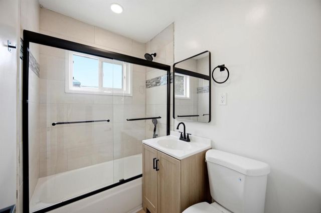 4527 49 Olney St, San Diego, CA 92109
