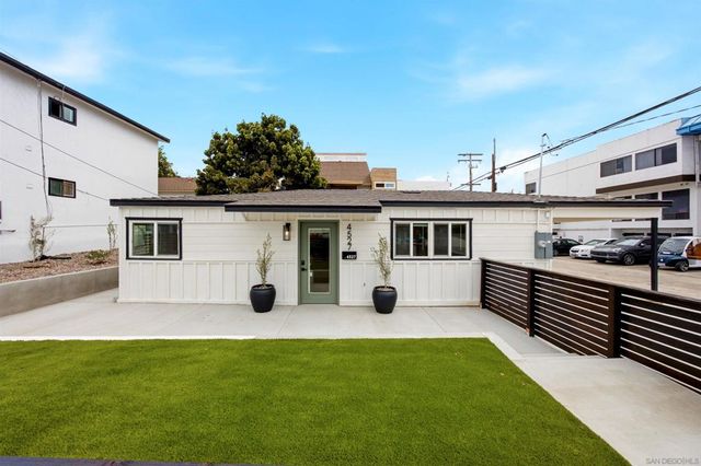4527 49 Olney St, San Diego, CA 92109