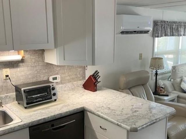 800 CHESAPEAKE DRIVE 42, Tarpon Springs, FL 34689
