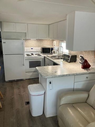 800 CHESAPEAKE DRIVE 42, Tarpon Springs, FL 34689