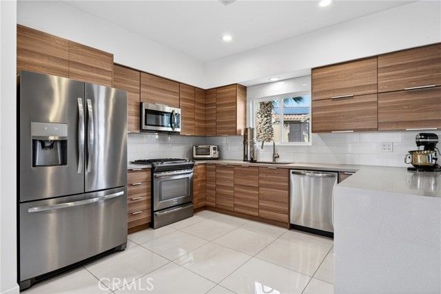 9640 S Hoylake, Desert Hot Springs, CA 92240