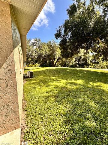 16363 Teresa LN, North Fort Myers, FL 33917