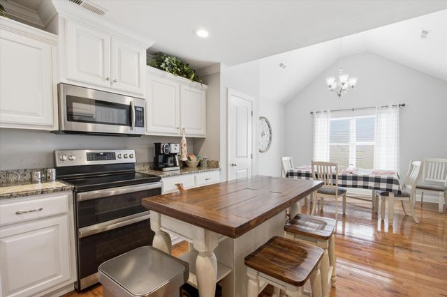 7064 Brady Drive, Harrison, TN 37341