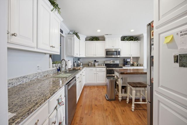 7064 Brady Drive, Harrison, TN 37341