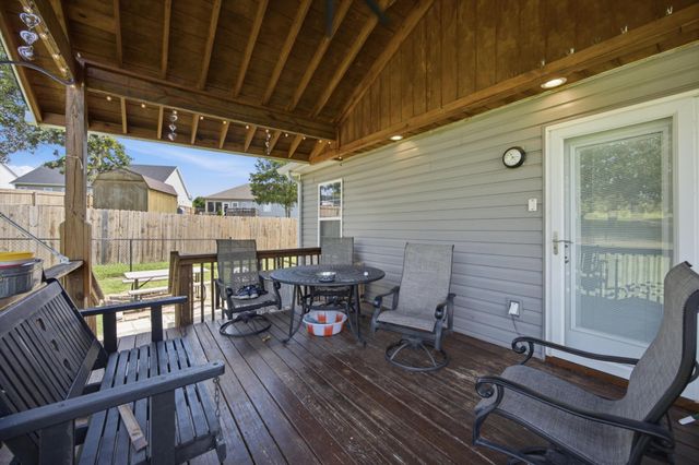 7064 Brady Drive, Harrison, TN 37341