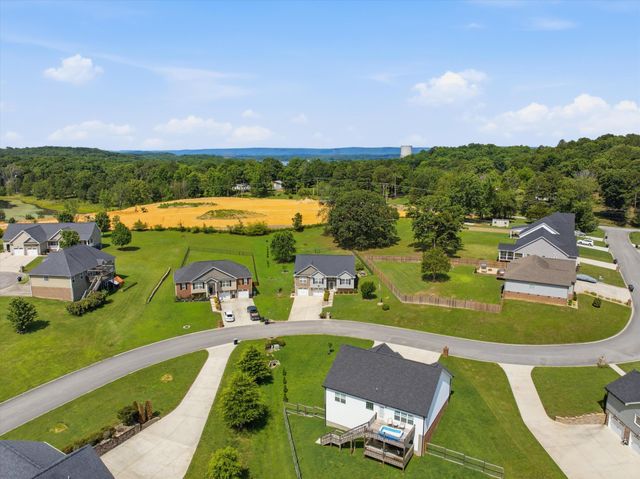 7064 Brady Drive, Harrison, TN 37341