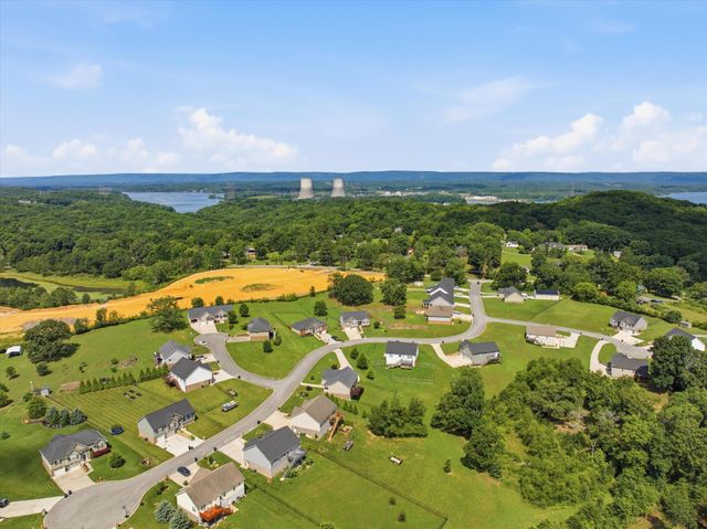 7064 Brady Drive, Harrison, TN 37341