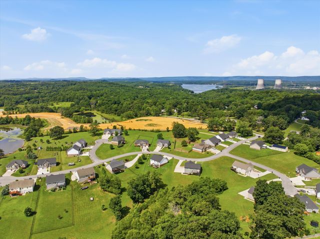7064 Brady Drive, Harrison, TN 37341