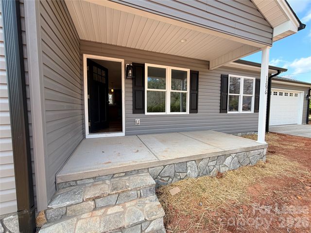 1296 Micol Road, Newton, NC 28658