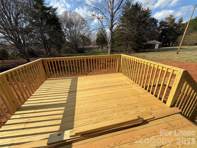 1296 Micol Road, Newton, NC 28658