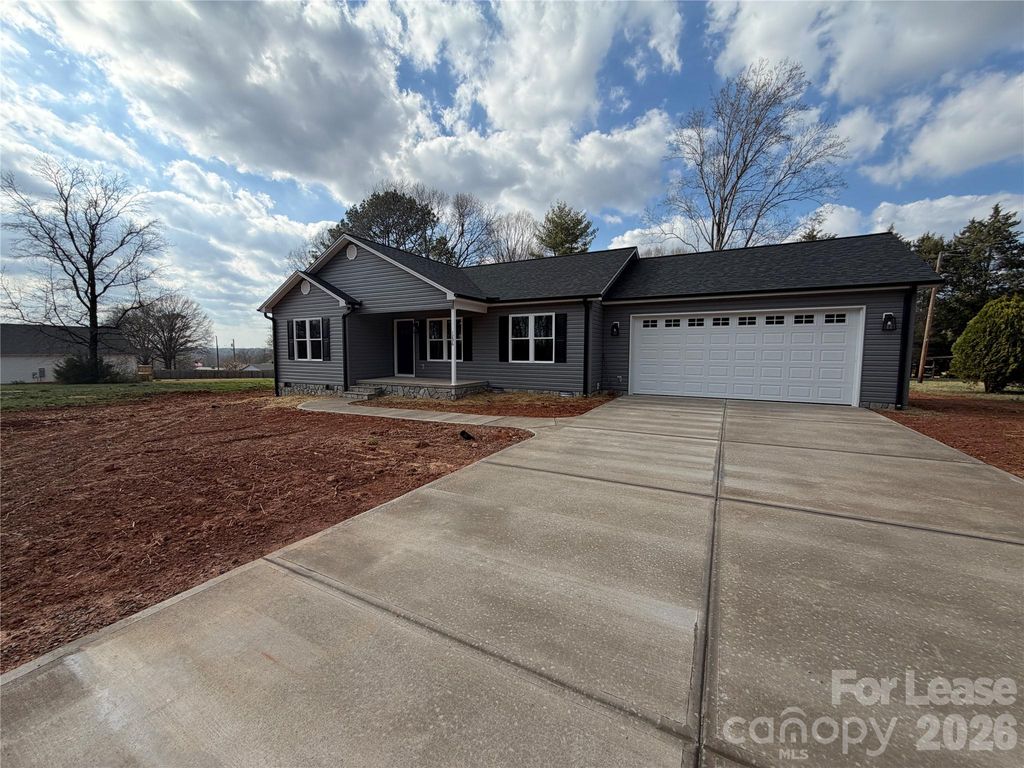 1296 Micol Road, Newton, NC 28658