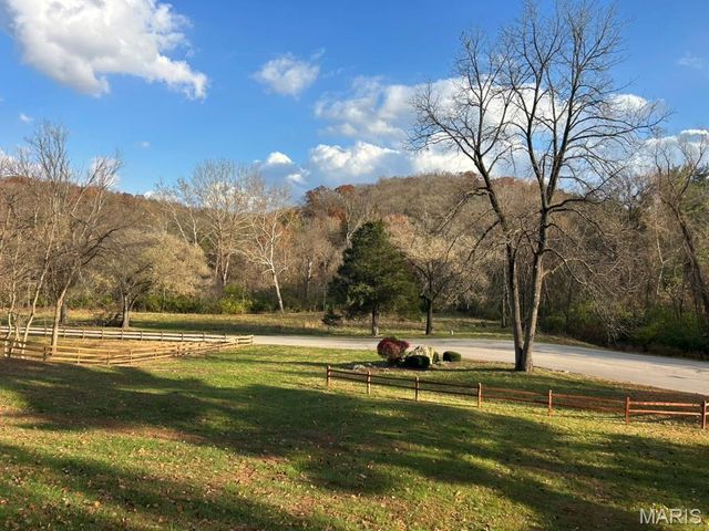 59 R The Bluffs Drive, Eureka, MO 63025
