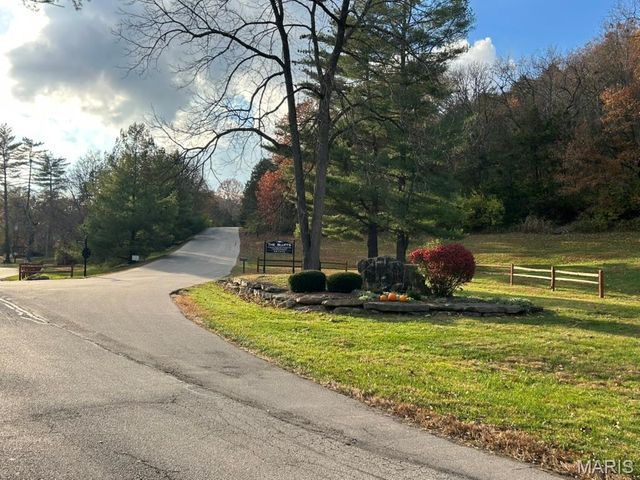 59 R The Bluffs Drive, Eureka, MO 63025