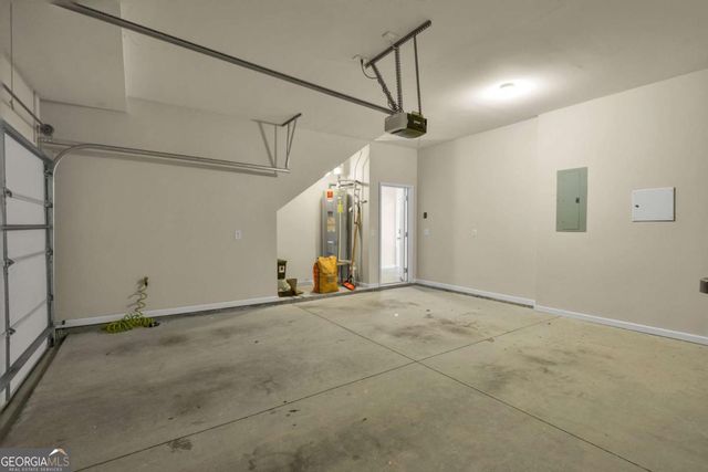 1660 Gilstrap Lane NW, Atlanta, GA 30318