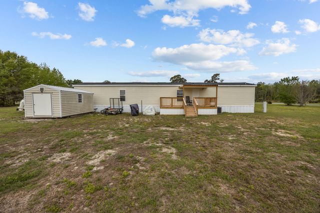 1442 Poplar Hill Drive, Ridgeville, SC 29472