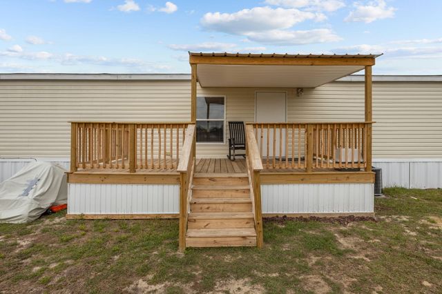1442 Poplar Hill Drive, Ridgeville, SC 29472
