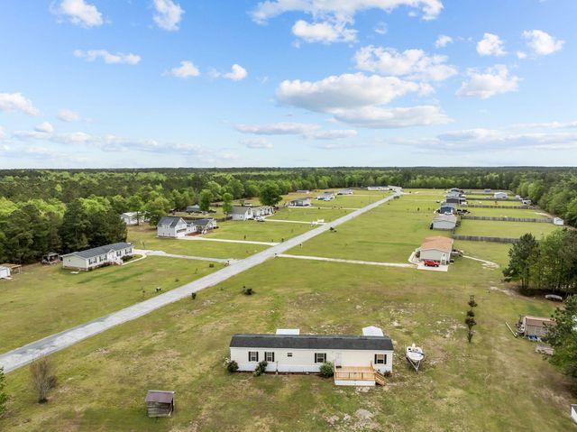 1442 Poplar Hill Drive, Ridgeville, SC 29472