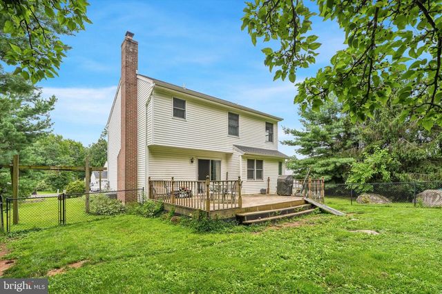 28 RIDGE RUN RD, Sellersville, PA 18960