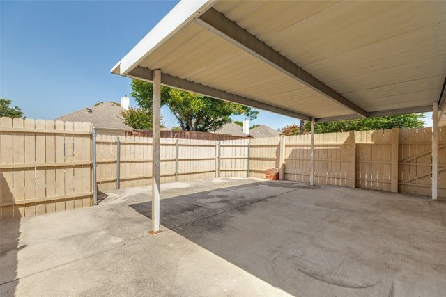 3304 Wind Flower Lane, Mckinney, TX 75070