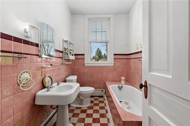 6115 Library Rd, Bethel Park, PA 15102