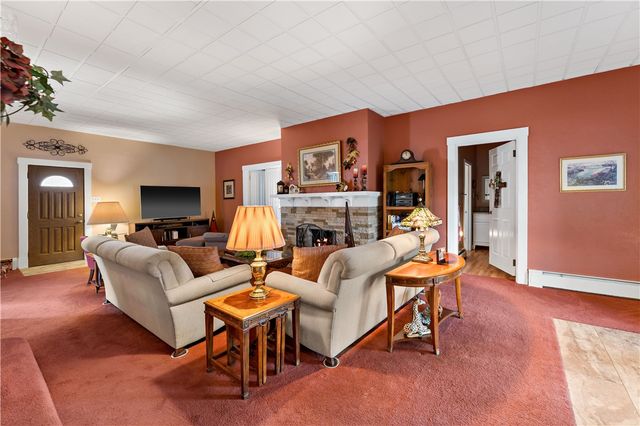 6115 Library Rd, Bethel Park, PA 15102