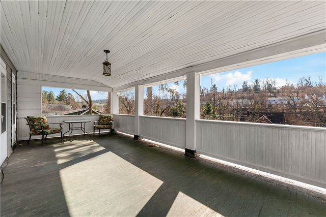 6115 Library Rd, Bethel Park, PA 15102