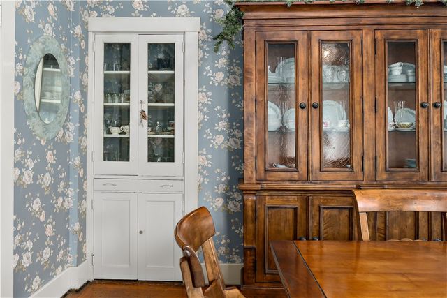 6115 Library Rd, Bethel Park, PA 15102