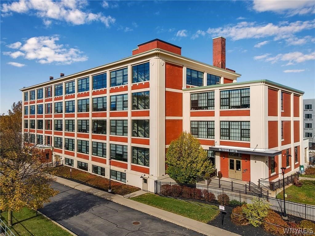 2917 Main Street 300, Buffalo, NY 14214