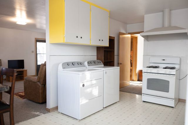 304 S Main Street, Loraine, TX 79532