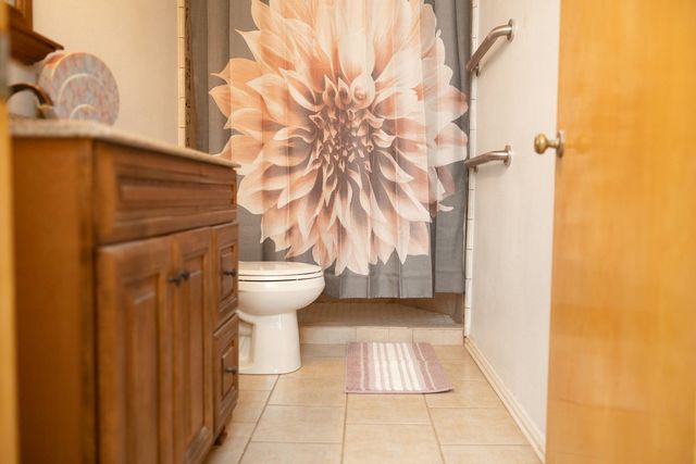 304 S Main Street, Loraine, TX 79532