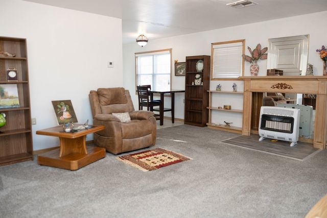 304 S Main Street, Loraine, TX 79532