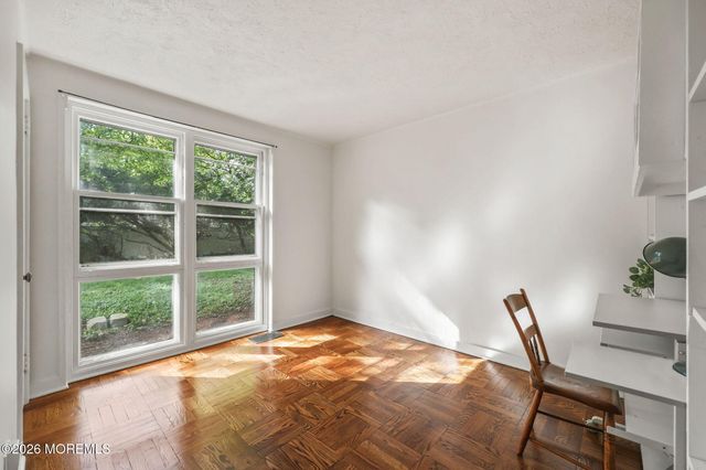 20 Farm Lane, Roosevelt, NJ 08555