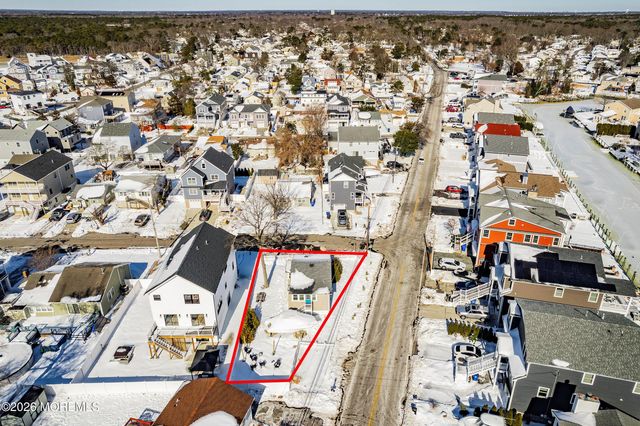 1 Shore Pine Drive, Brick, NJ 08723