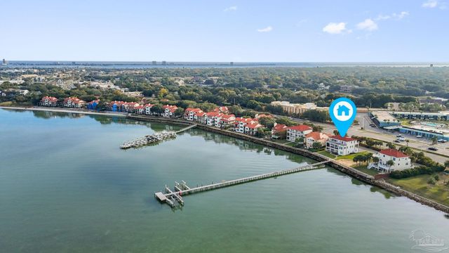 24 Baybridge Dr, Gulf Breeze, FL 32561