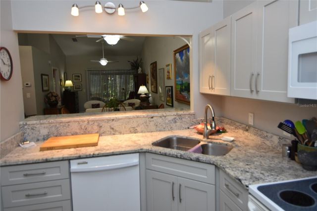 4941 SW 10TH LANE, Gainesville, FL 32607
