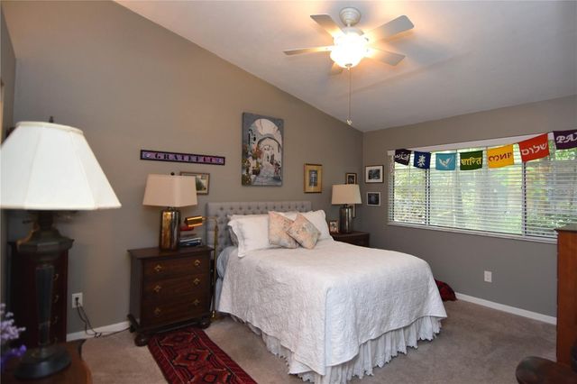 4941 SW 10TH LANE, Gainesville, FL 32607