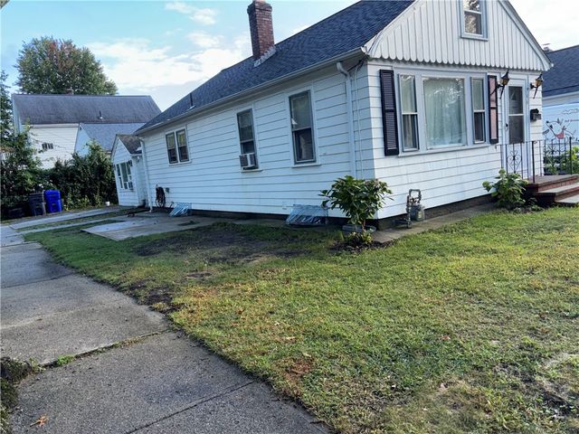 46 Farm Street, Providence, RI 02908