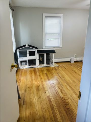 46 Farm Street, Providence, RI 02908