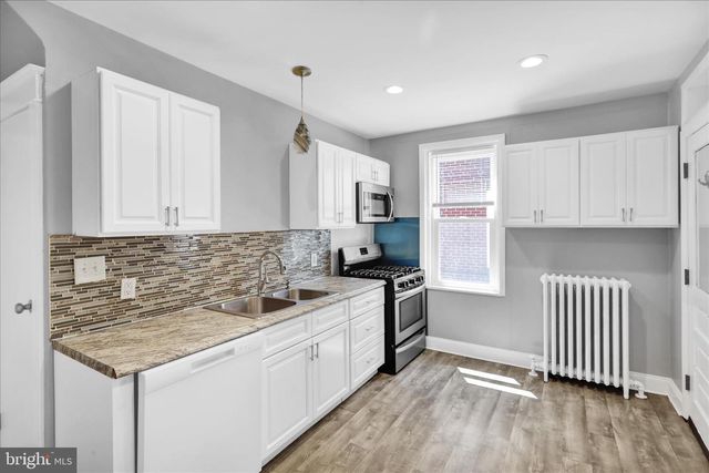 613 CRESCENT AVE, Reading, PA 19605