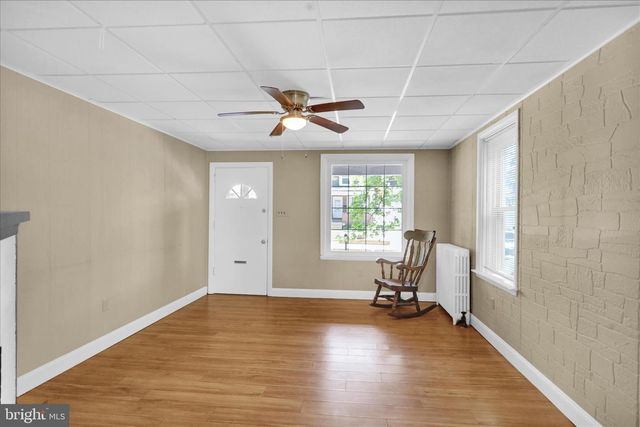 613 CRESCENT AVE, Reading, PA 19605