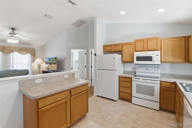 576 W La Casita Lane, Dunnellon, FL 34434