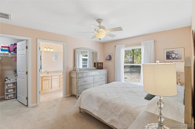 576 W La Casita Lane, Dunnellon, FL 34434