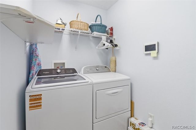 576 W La Casita Lane, Dunnellon, FL 34434