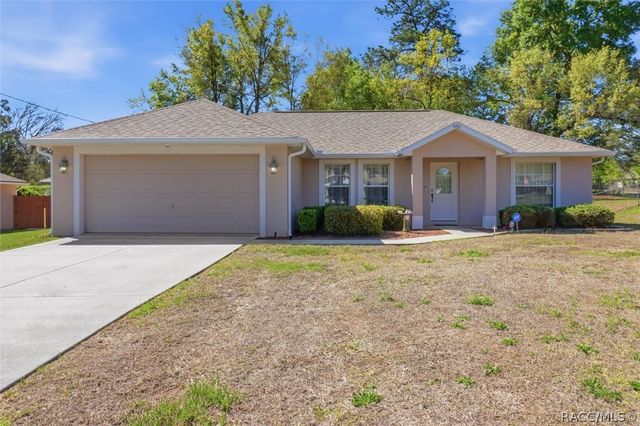 576 W La Casita Lane, Dunnellon, FL 34434