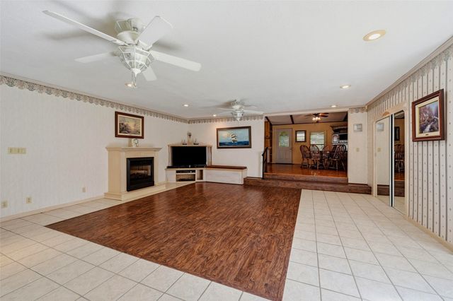 334 Graves Circle, Pottsboro, TX 75076