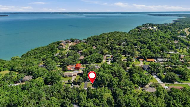 334 Graves Circle, Pottsboro, TX 75076