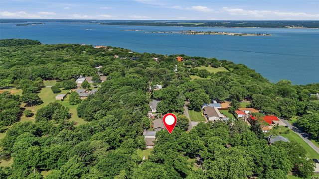 334 Graves Circle, Pottsboro, TX 75076