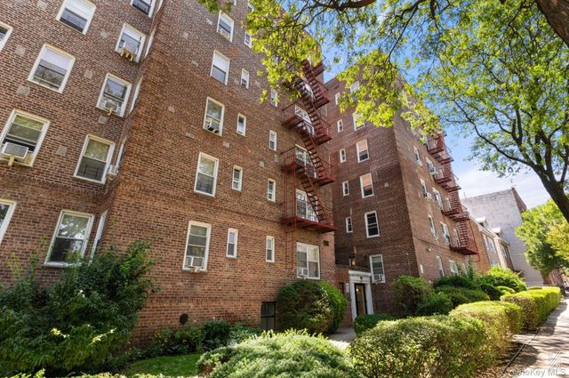 39-65 51st Street 4B, Woodside, NY 11377