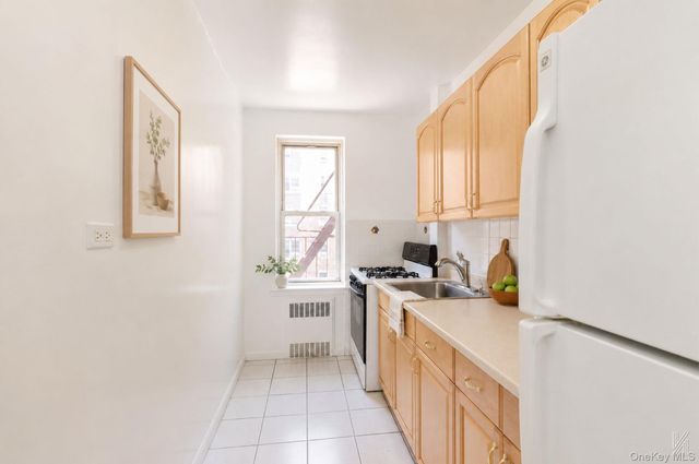 39-65 51st Street 4B, Woodside, NY 11377