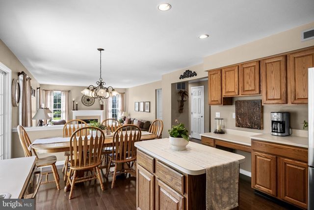 22 ANDOVER DR, Medford, NJ 08055